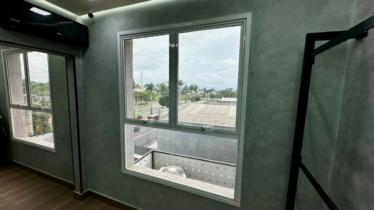 Sala comercial para locação, 58 m² no bairro Bela Vista em Pindamonhangaba/SP. 