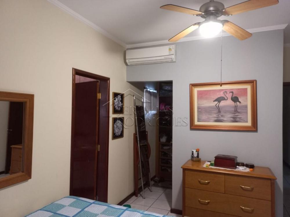 Apartamento com 3 quartos, 159 m² - Condomínio Chateau Du Loire - Campos do Jordão/SP