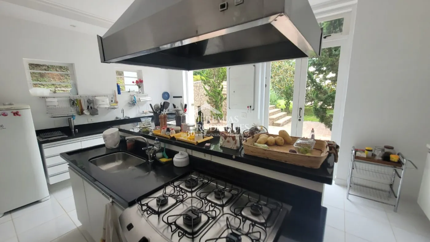 Casa para locação com 5 suítes no bairro Loteamento Por do Sol em Campos do jordão/SP