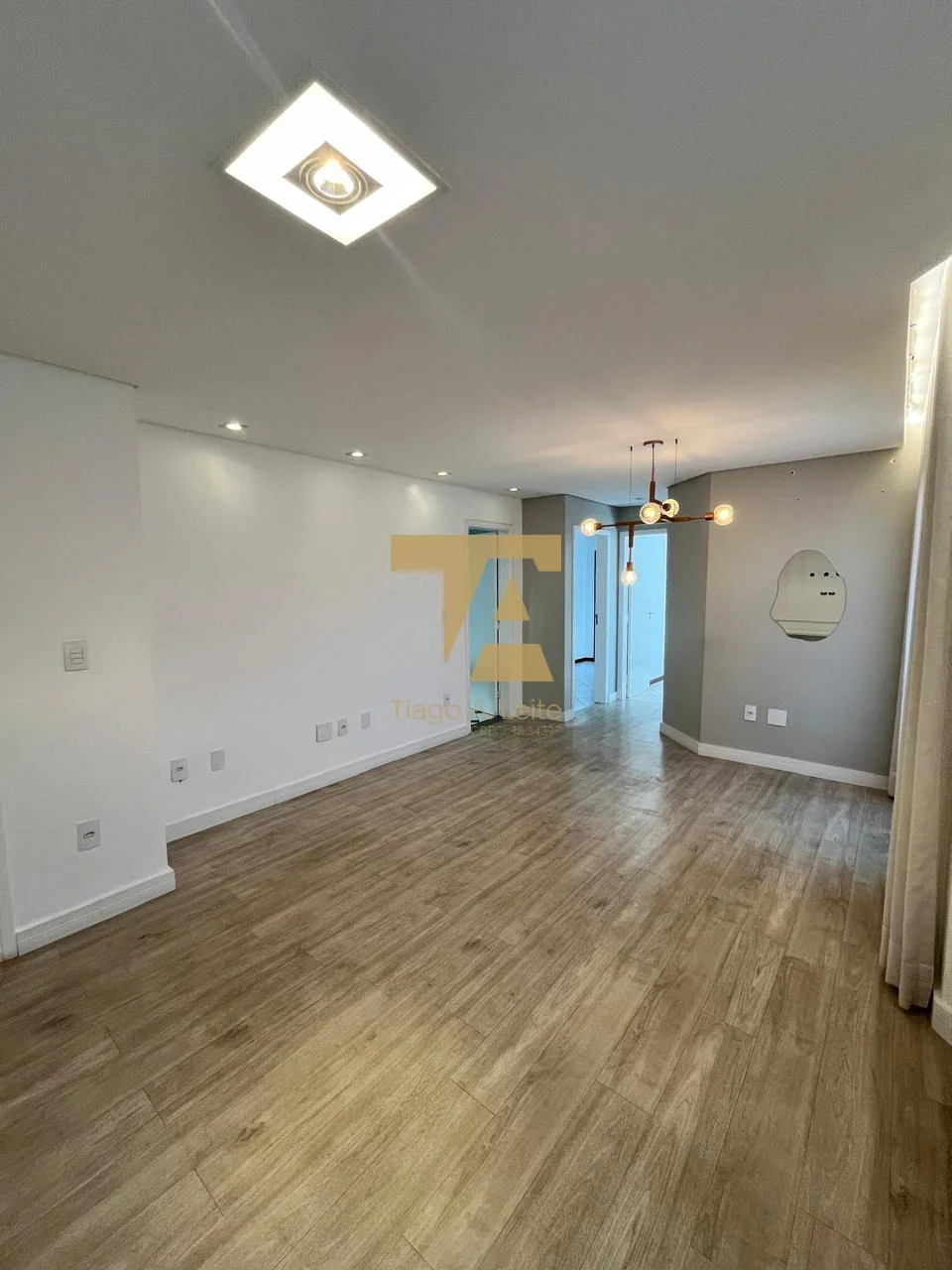 Apartamento à Venda no Centro de Pindamonhangaba – 2 Quartos (1 Suíte) e Móveis Planejados