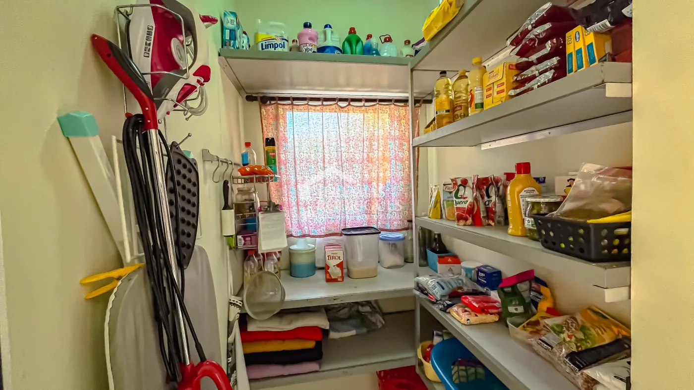 Casa com 2 quartos, 240 m² - Condomínio Real Ville - Pindamonhangaba/SP