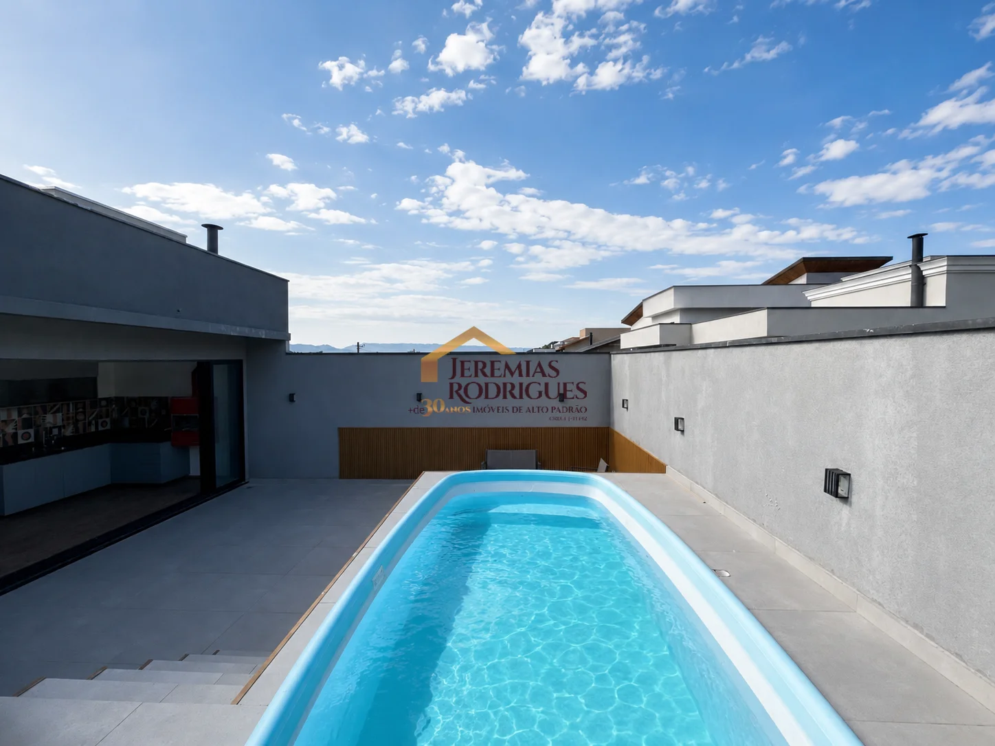 Casa para venda e locação no Condomínio Residencial Verdes Vales em Taubaté/SP.