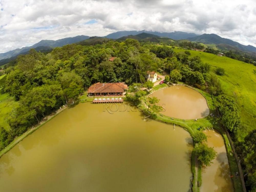 Rural misto à venda por R$ 1.500.000,00 - Pindamonhangaba/SP