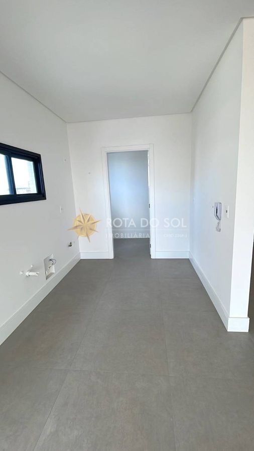 Dom Benedito Apartamento 3 Suítes à Venda Meia Praia Itapema SC