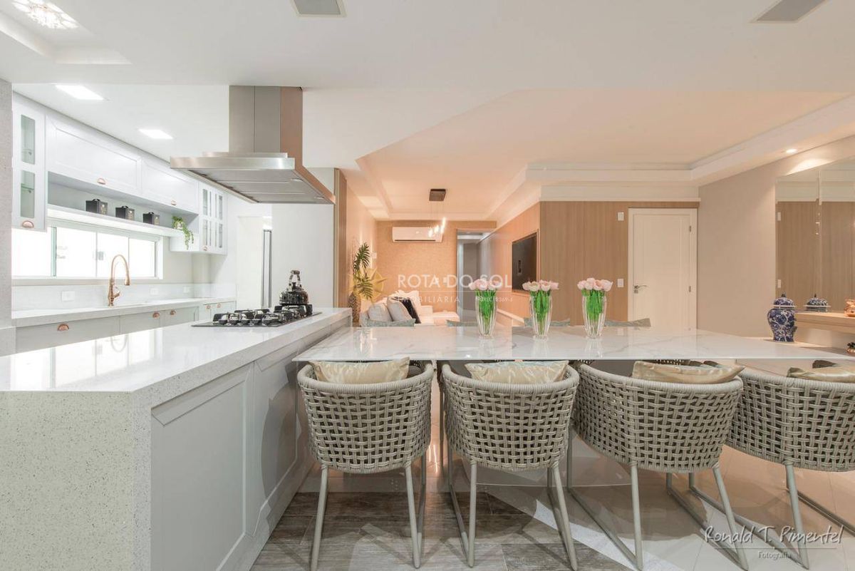 Villa do Mar Apartamento Decorado 3 Quartos e 2 Vagas em Meia Praia Itapema/SC — foto 9
