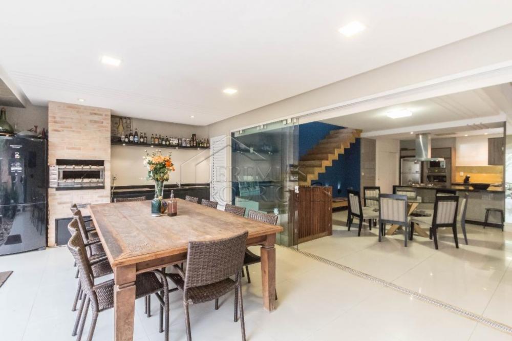 Casa à venda por R$ 1.300.000,00 - Tremembé/SP