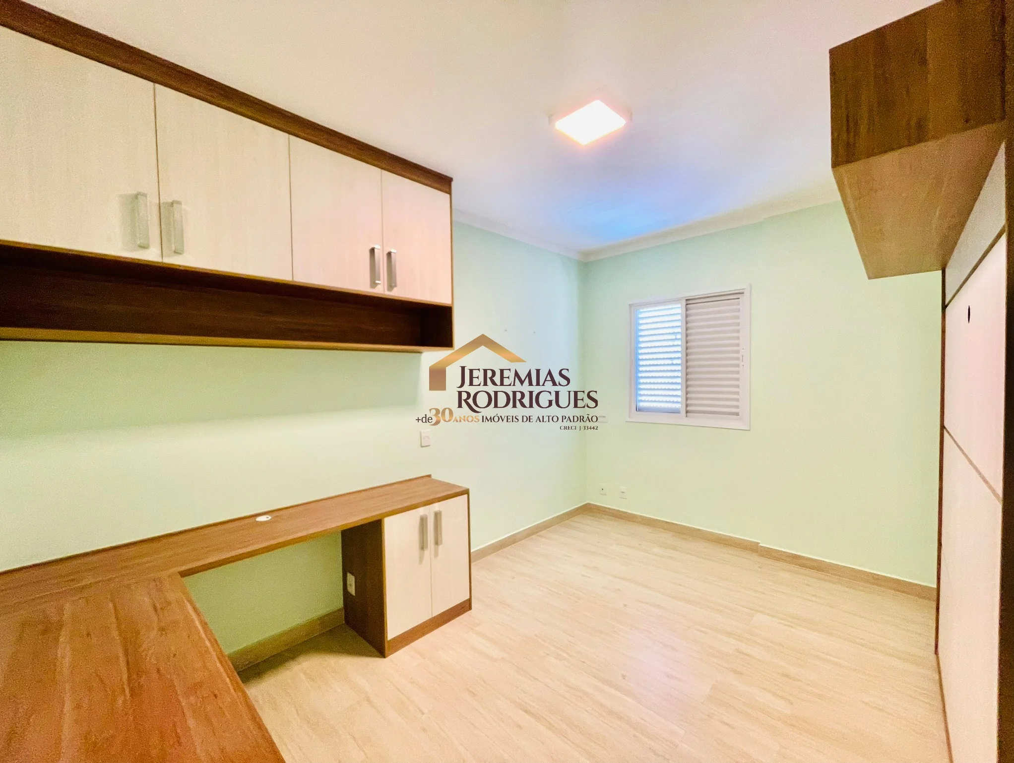 Apartamento para locação e venda Porteira fechada no Edifício Vert Residence em Taubaté/SP.