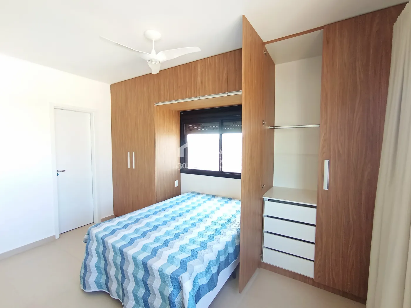Flat para locação, 55 m² no Condomínio Residencial Lofts Arts Design em Taubaté/SP.