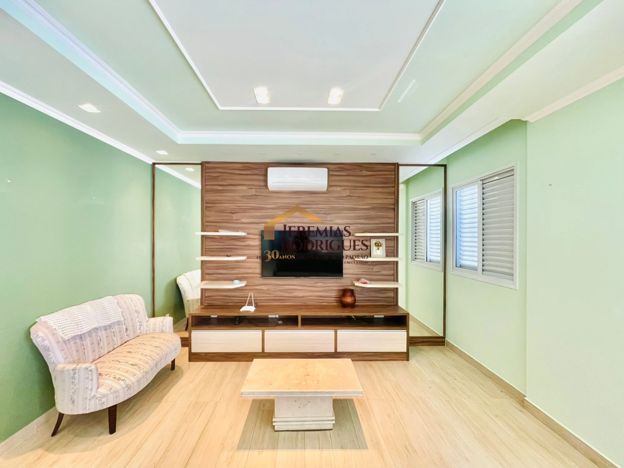 Apartamento para locação e venda Porteira fechada no Edifício Vert Residence em Taubaté/SP.