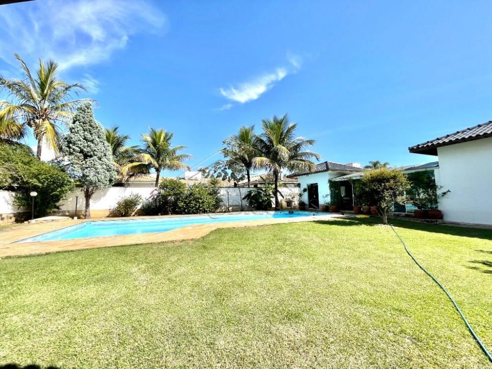 Casa à venda por R$ 2.000.000,00 - Tremembé/SP