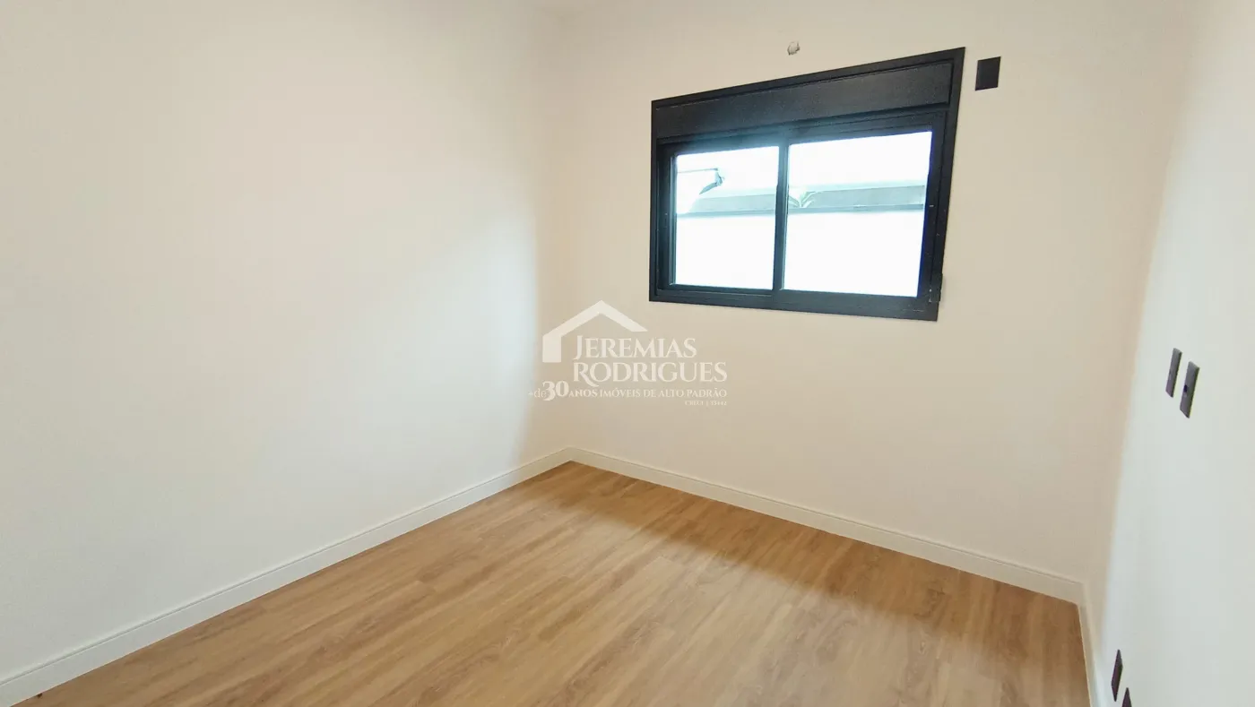 Casa à venda com 4 dormitórios no Condomínio Terras de San Marco em Taubaté/SP.