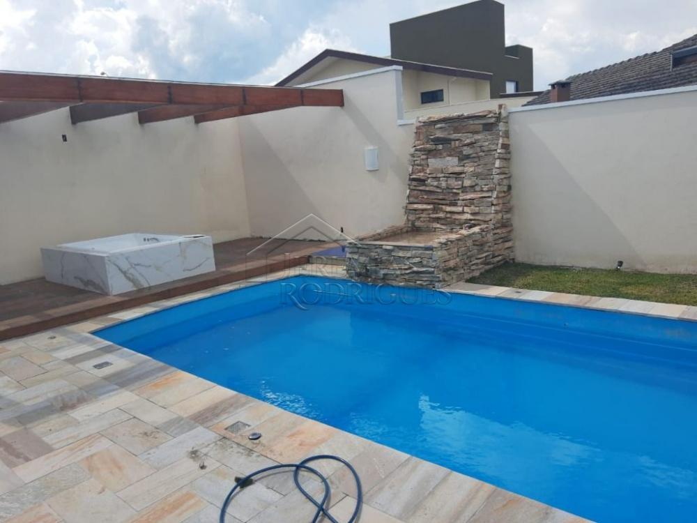 Casa à venda por R$ 1.700.000,00 - Pindamonhangaba/SP