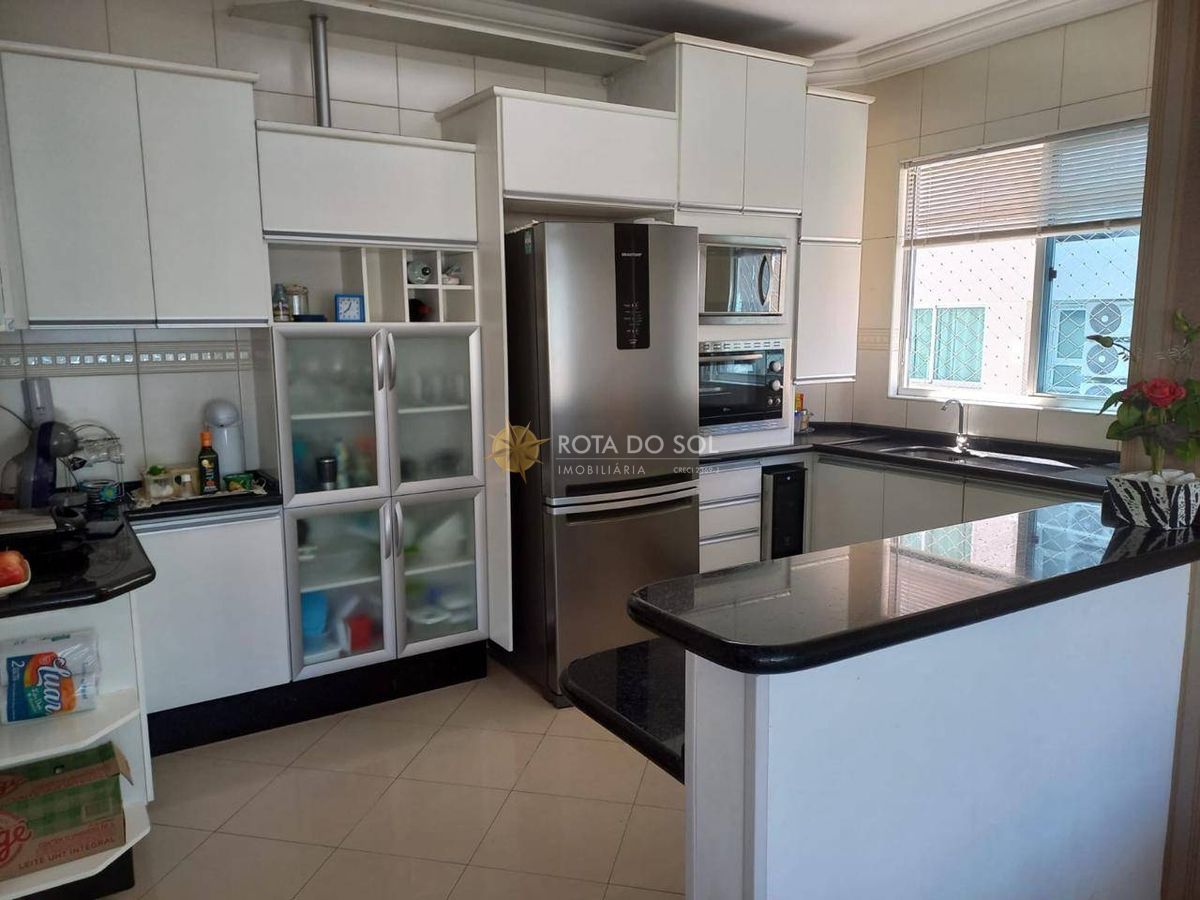 Salvador Dalí Apartamento 3 Quartos Meia Praia Itapema SC