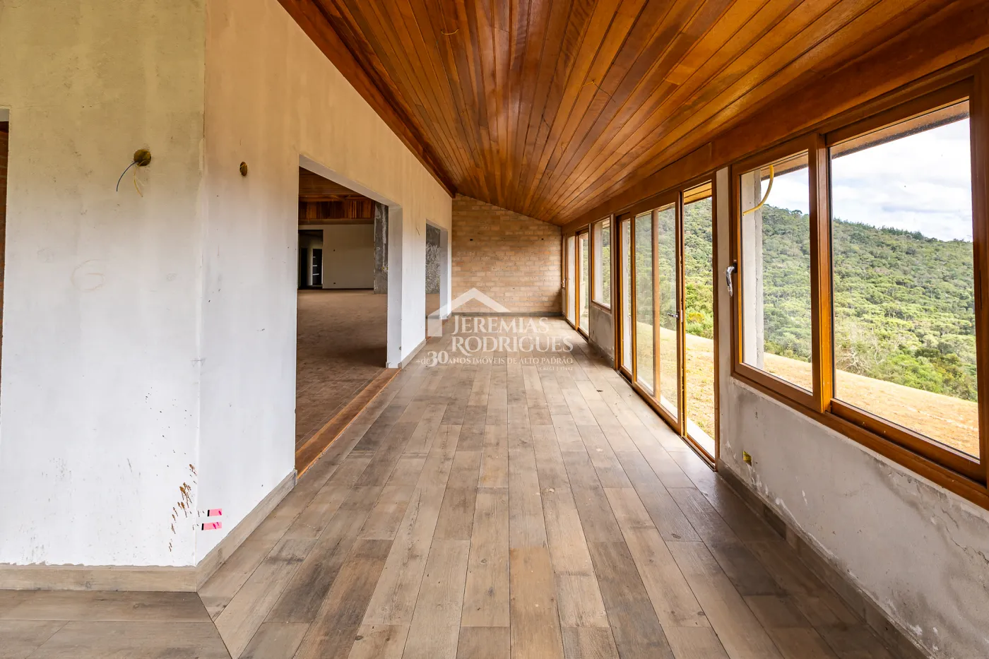 Fazenda com 2.904.000 m² - Sapucaí-Mirim - MG