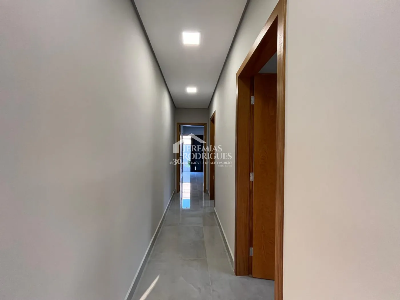 Casa com 3 dormitórios, 190 m² - Condomínio Santa Mônica - Caçapava/SP.