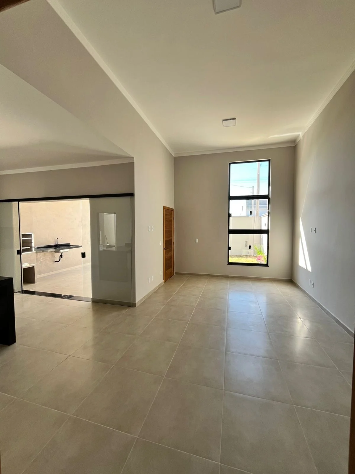 Casa à venda no Santa Clara – 3 quartos, suíte, área gourmet | Pindamonhangaba
