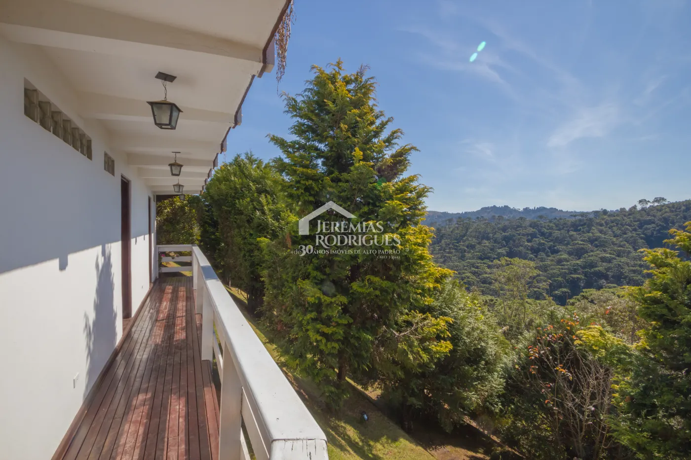 Casa com 3 suítes, 170 m² - Condomínio Jardim Monte Belo - Campos do Jordão/SP