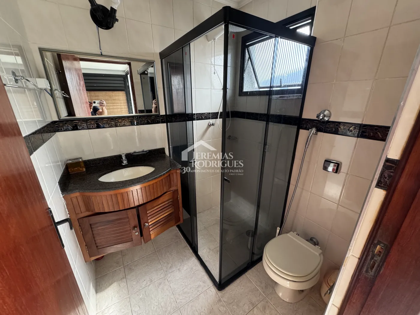 Apartamento à venda com 3 dormitórios, 84 m² no Condomínio Residencial Jatiuca em Ubatuba/SP