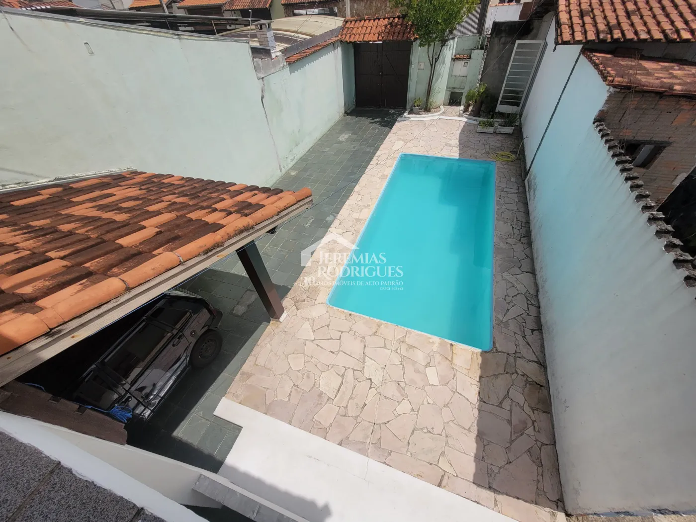 Casa para venda e locação com 3 dormitórios no bairro Bela Vista em Pindamonhangaba/SP