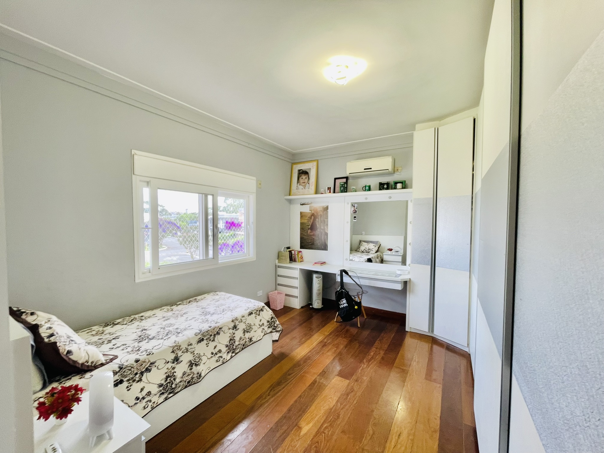 Casa para venda com 4 dormitórios no Condomínio Campos Do Conde I em Tremembé/SP