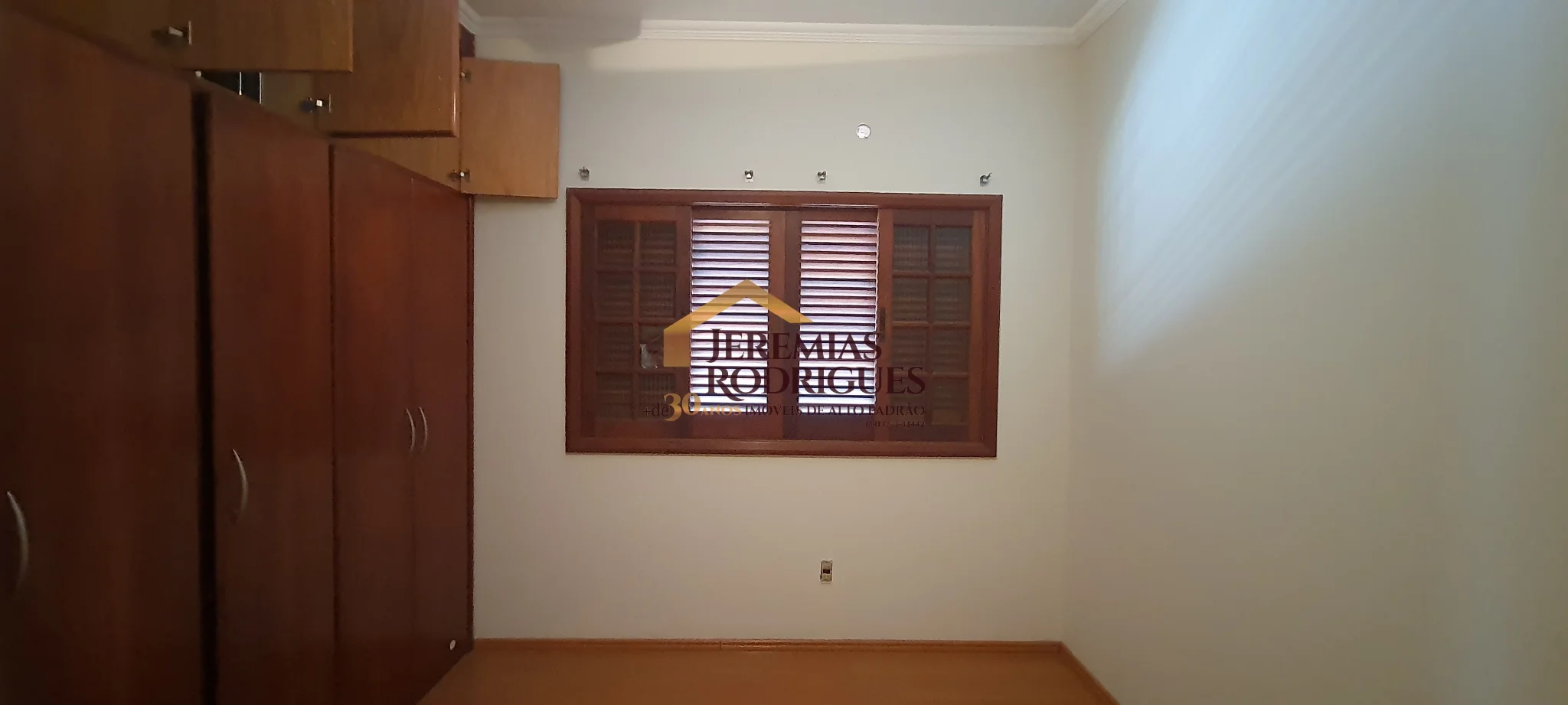 Casa para locação residencial ou comercial e venda  no Bairro Jardim das Nações em Taubaté/SP. — foto 16