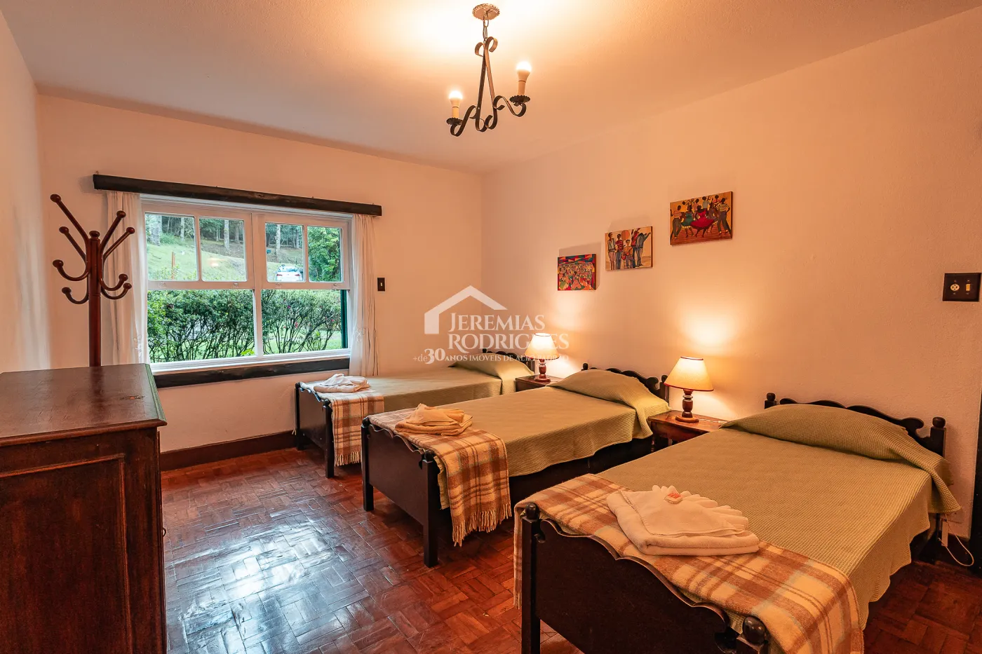 Casa com 9 dormitórios, 694 m² - Condomínio Reserva Figueiredo - Campos do Jordão/SP