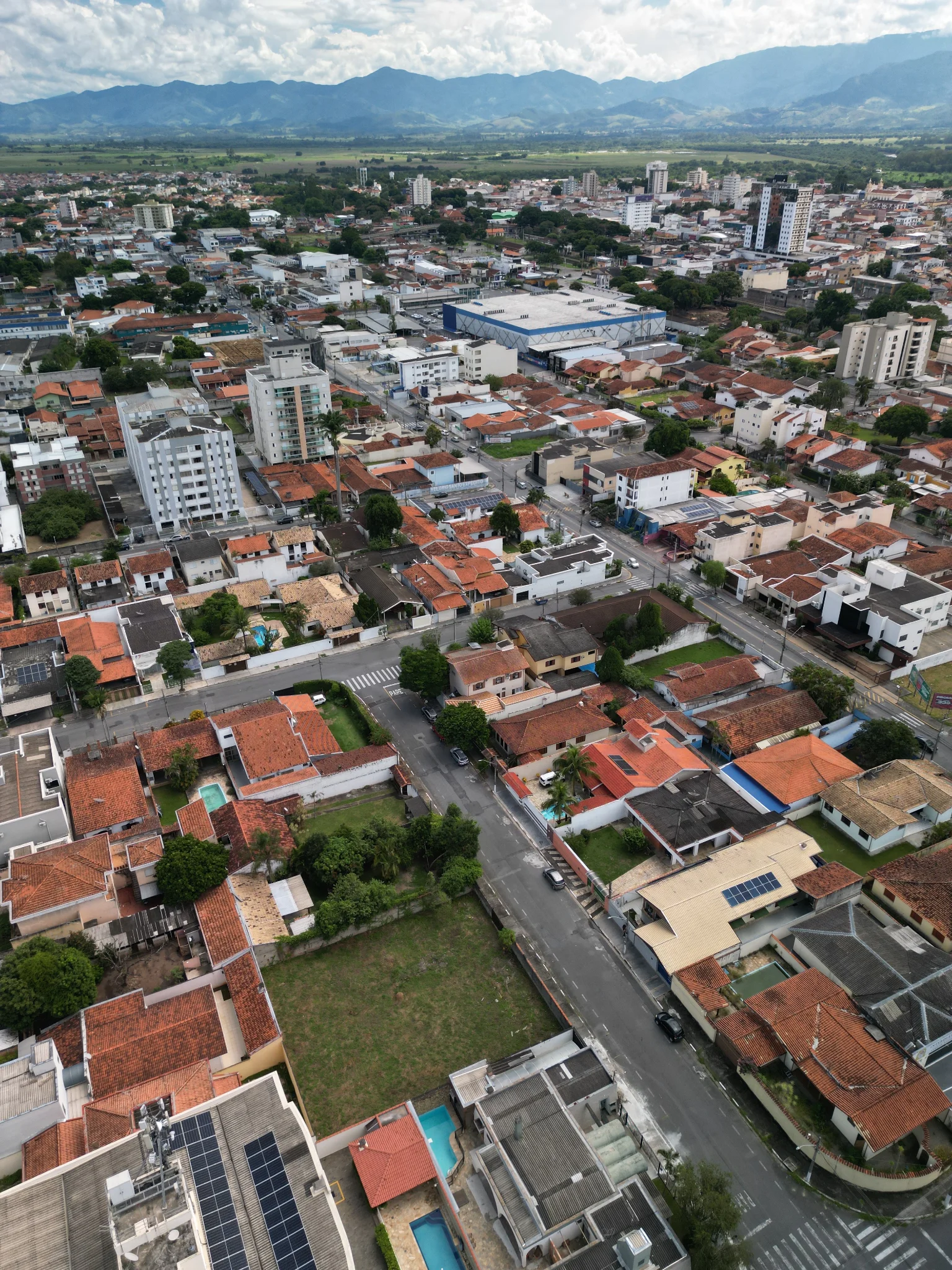 Terrenos à venda, 796,50 m² no Bairro São Benedito em Pindamonhangaba/SP
