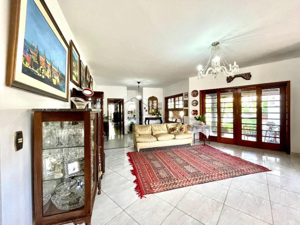Casa à venda por R$ 2.000.000,00 - Tremembé/SP