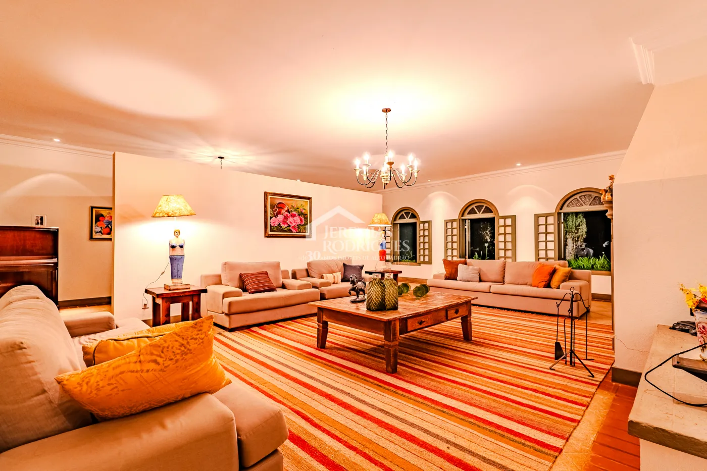 Casa à venda por R$ 6.200.000,00 - Cunha/SP