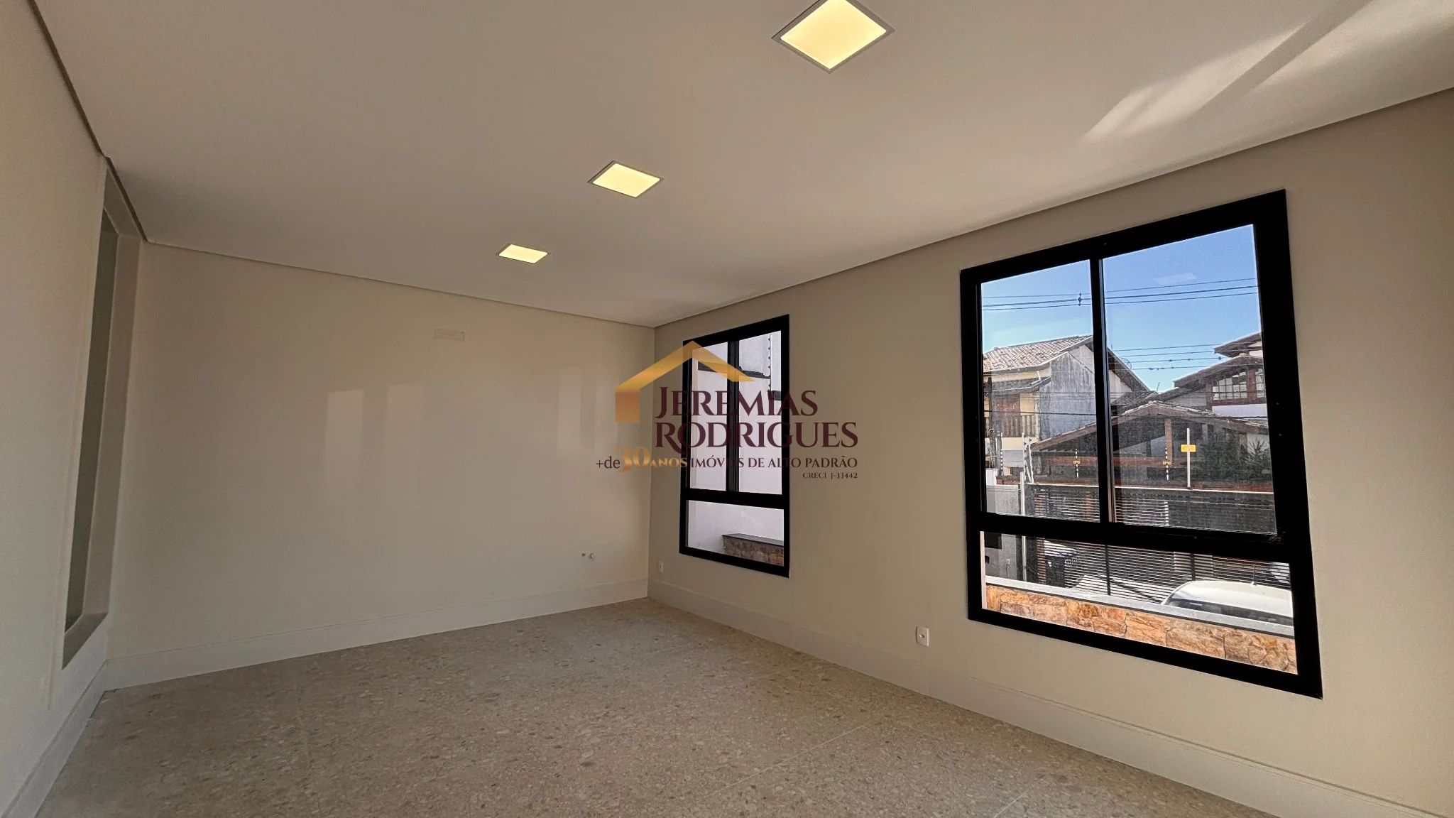 Imóvel comercial Amplo no centro de Pindamonhangaba/SP. — foto 28