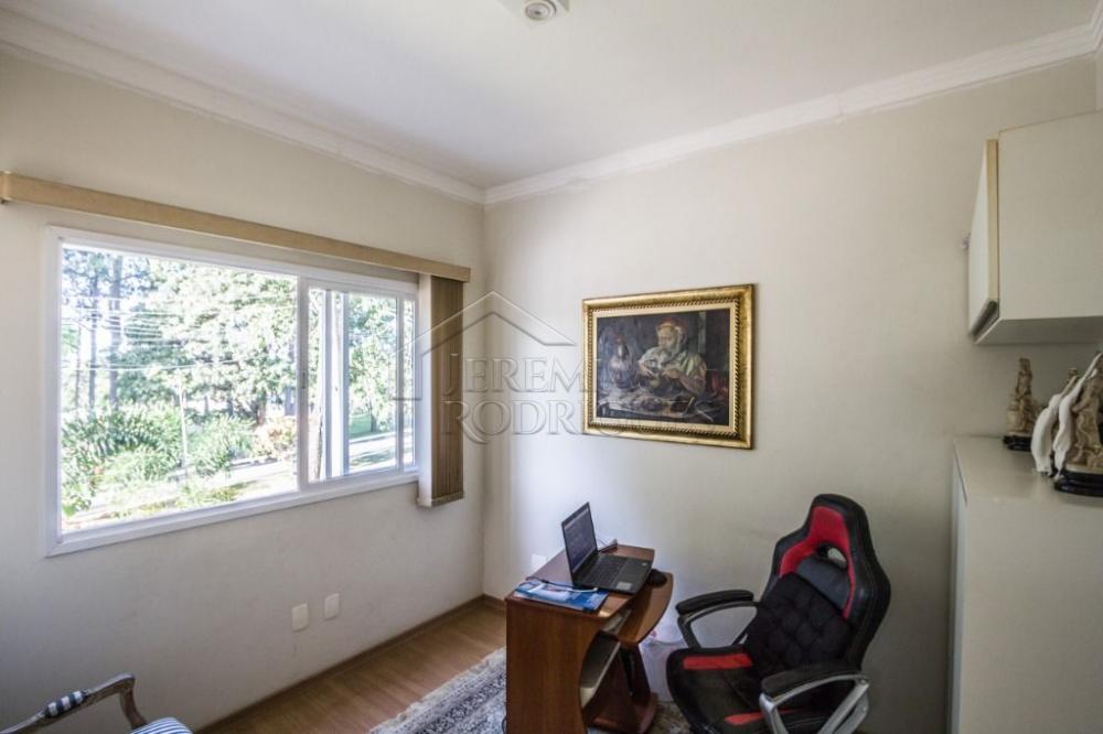 Casa à venda no Condomínio Colonial Village I em Pindamonhangaba/SP