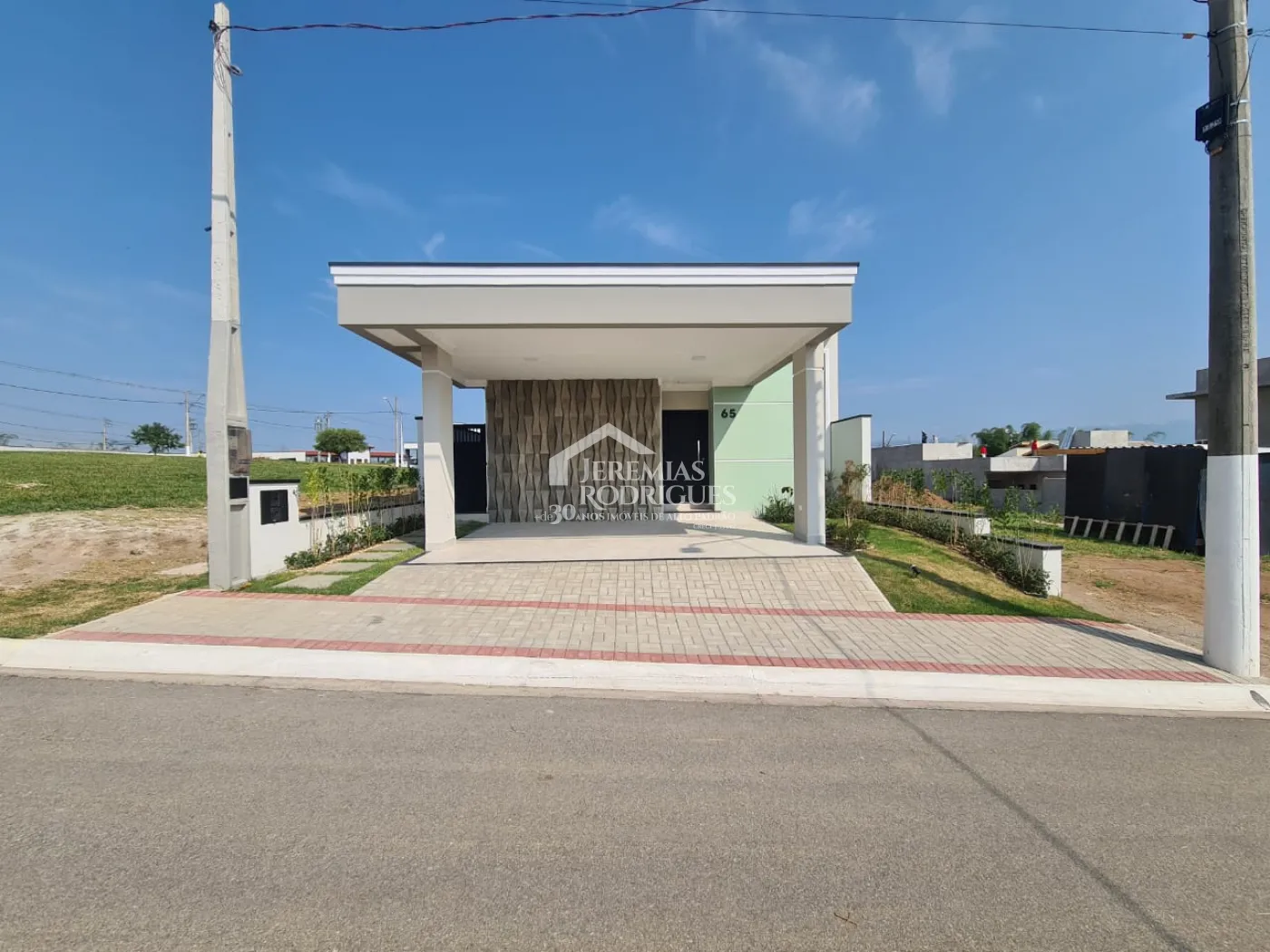 Casa com 3 dormitórios, 152 m² - Condomínio Barão de Tremembé - Tremembé/SP.