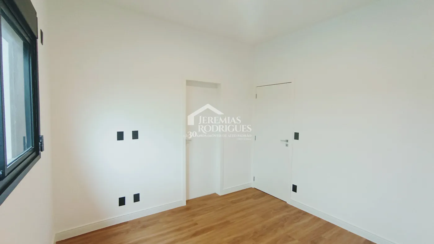 Casa à venda com 4 dormitórios no Condomínio Terras de San Marco em Taubaté/SP.