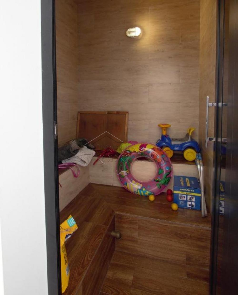 Casa à venda no Condomínio Reserva Bonsucesso em Pindamonhangaba/SP