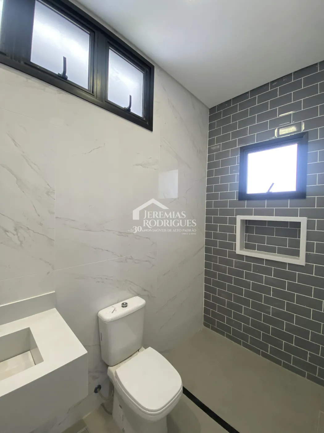 Sobrado com 5 suítes, 293 m² - Condomínio Ouro Ville - Taubaté/SP