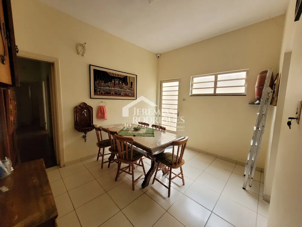Casa com 3 quartos, 260 m², venda por R$ 1.050.000- Jardim Maria Augusta - Taubaté/SP
