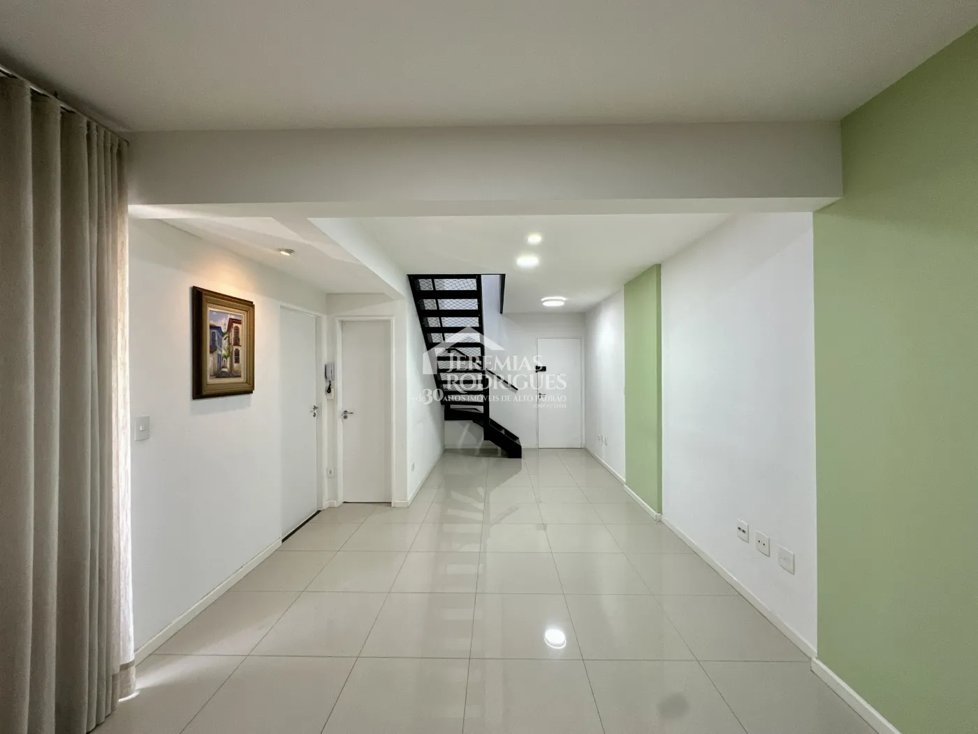 Apartamento com 3 dormitórios, 125 m² - Edifício Jabuticabeiras - Taubaté/SP.