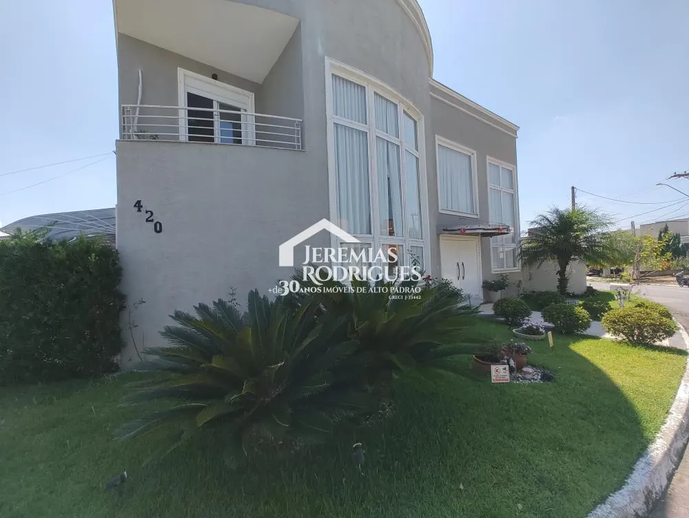 Casa com 3 quartos, 252 m²- Condomínio Campos do Conde Chamboard - Tremembé/SP