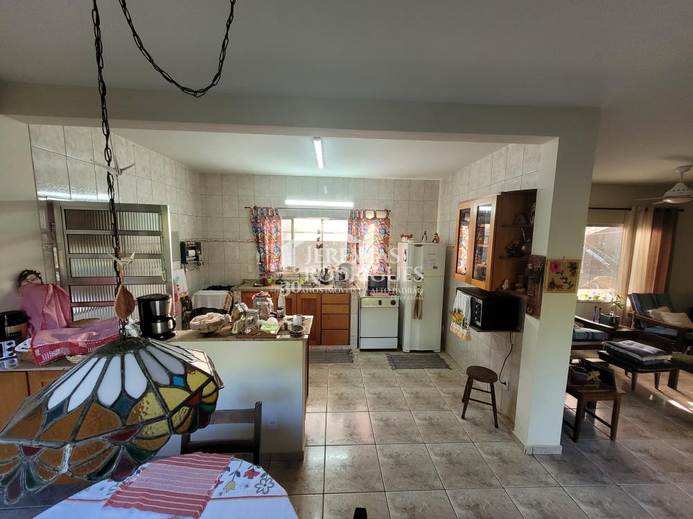 Sítio á venda no Jardim Sandra Maria em Taubaté/SP