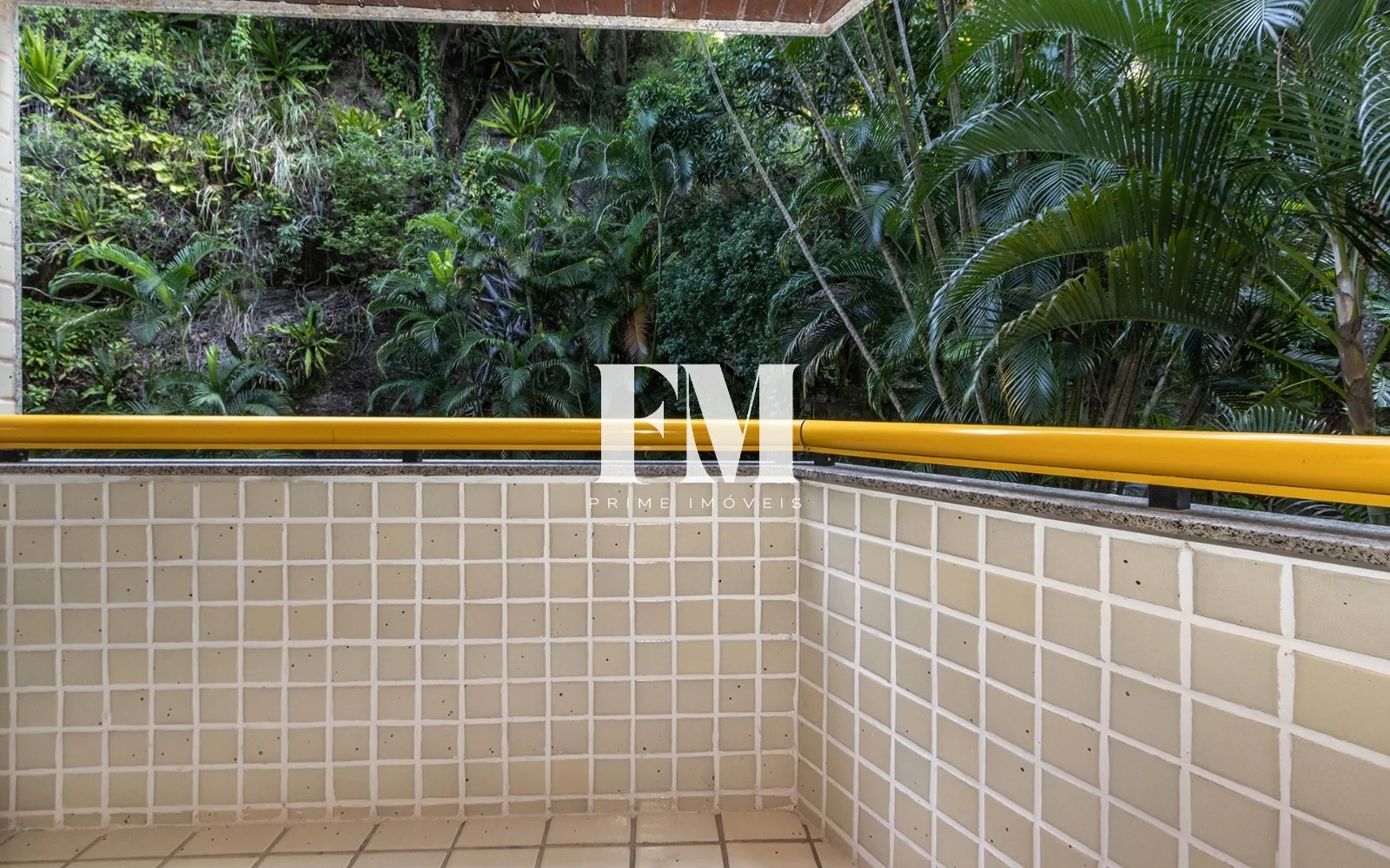 Leblon | Rua Aperana | 2 Quartos (1 Suíte) | 79m² com Varanda e Vaga a Poucos Metros da Praia - foto 3