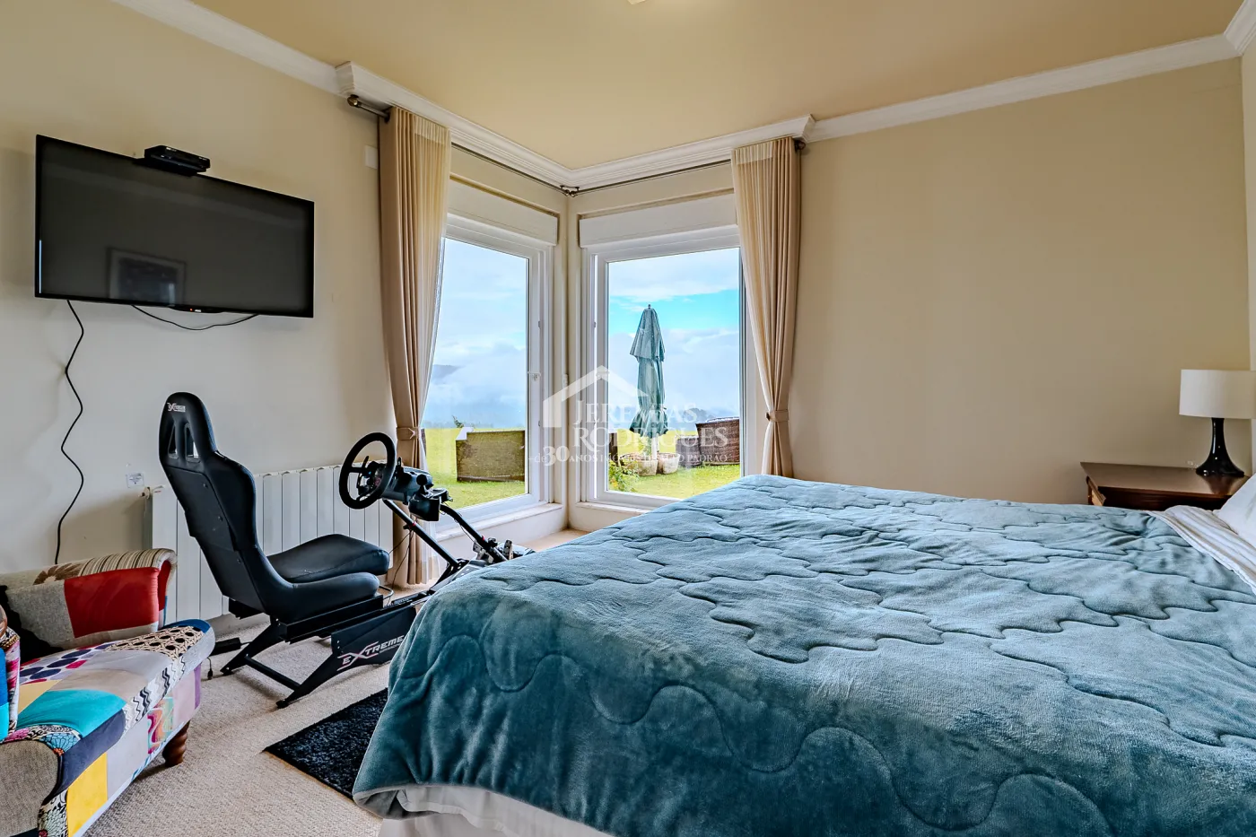 Casa à venda no Parque Pedra do Baú em Campos do Jordão/SP.