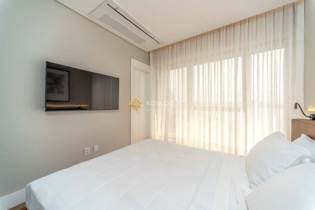 Yachthouse Apartamento Alto Padrão 4 Suítes no Centro de Balneário Camboriú SC