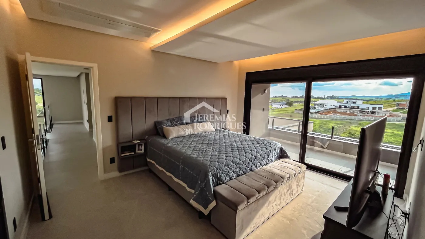 Casa com 3 suítes, 611 m² - Condomínio Village da Serra - Tremembé/SP