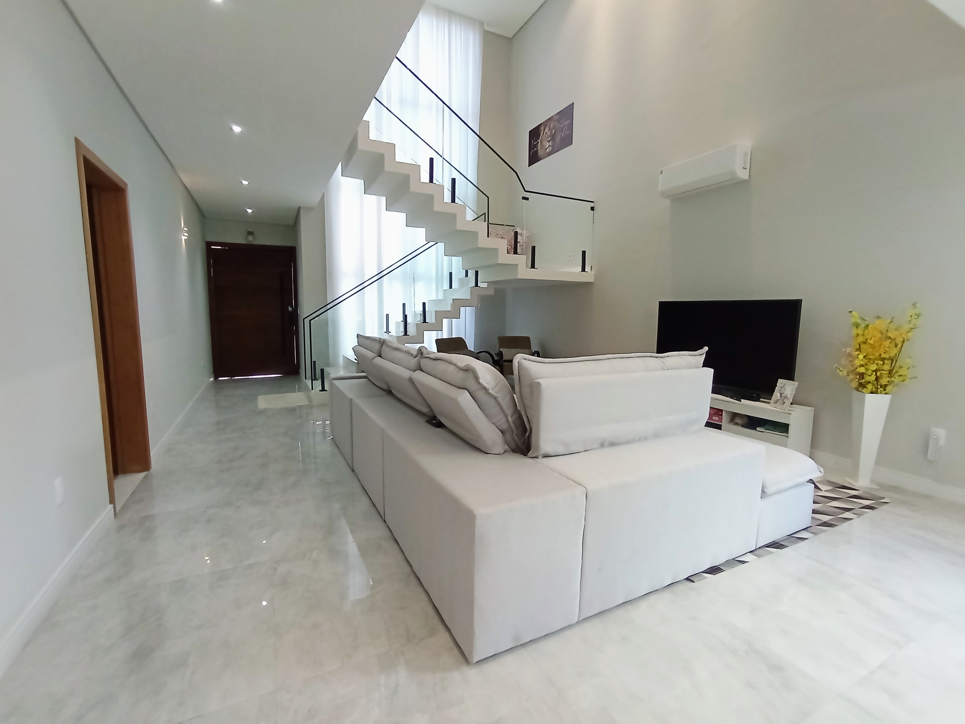 Casa à venda com 4 dormitórios no Condomínio Cyrela Landscape em Taubaté/SP.