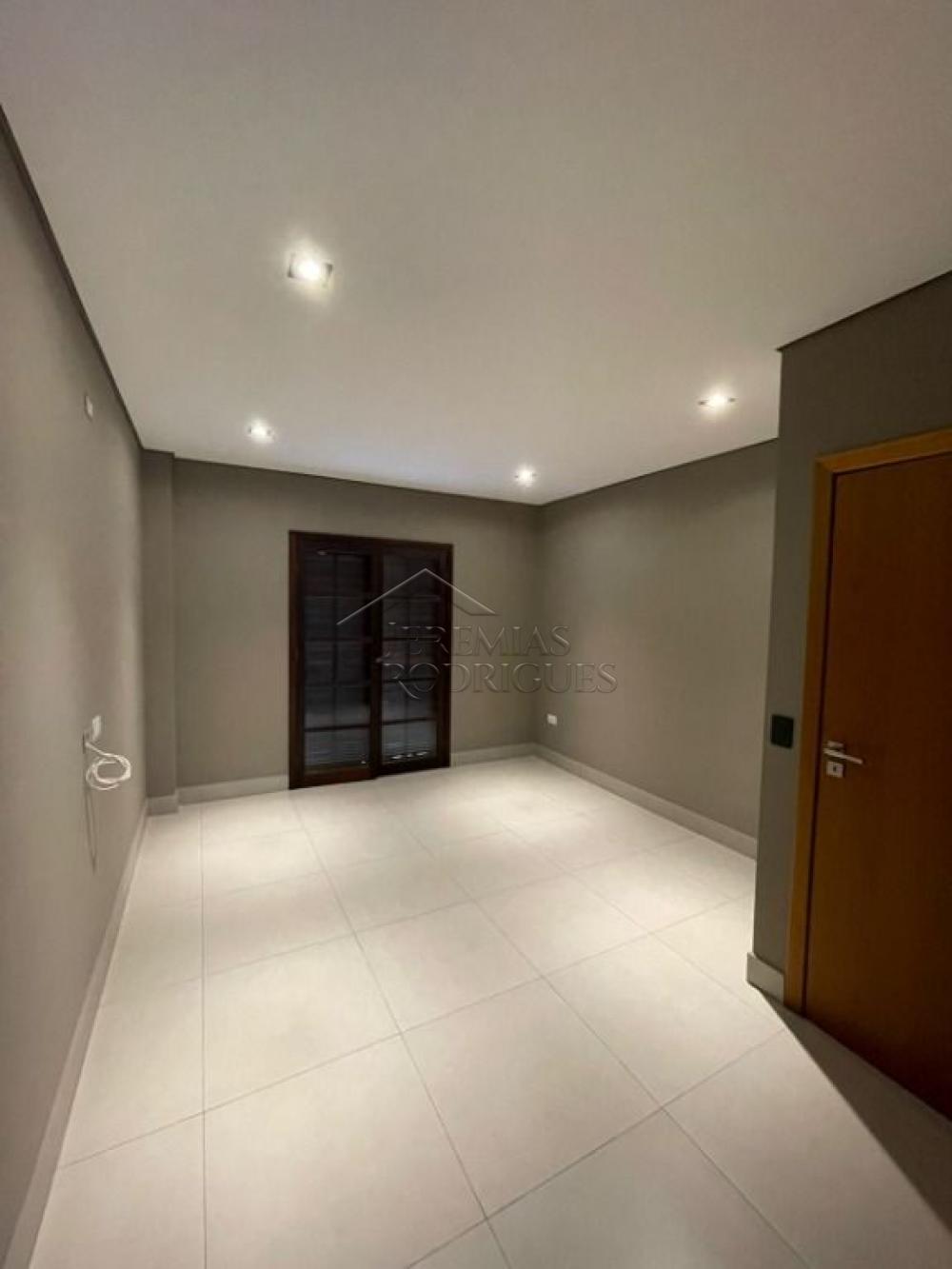 Casa à venda por R$ 930.000,00 - Tremembé/SP