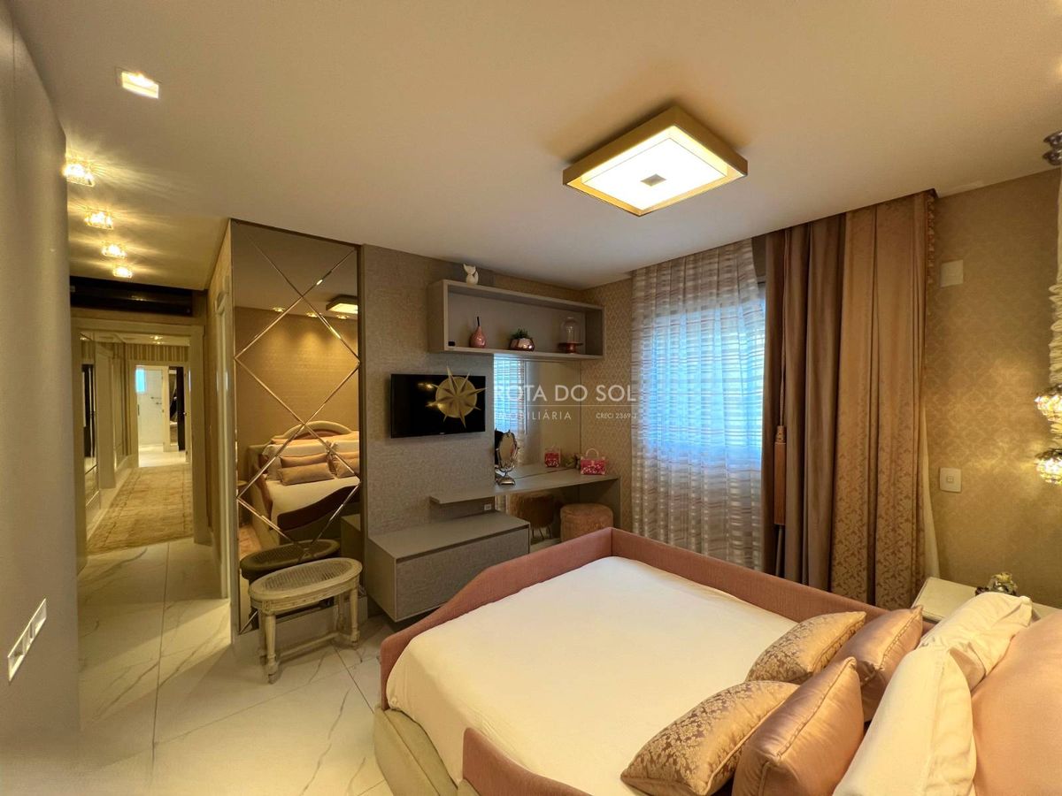 =Vogue Home Apartamento Quadra Mar 4 Suítes Meia Praia Itapema SC