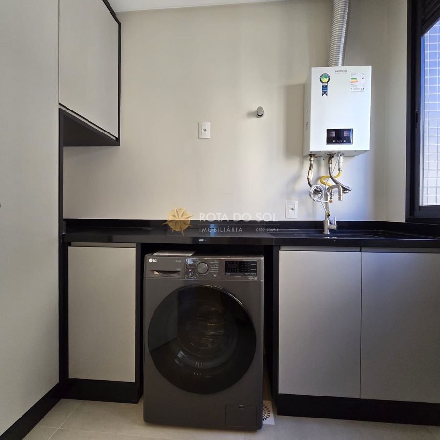 Brooklyn Tower Apartamento Decorado 4 Suítes em Meia Praia Itapema