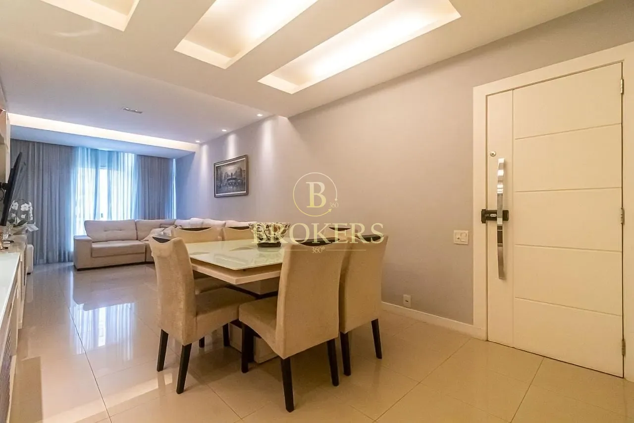 Apartamento à venda, Rua Miguel Lemos - Copacabana. Duplex modernizado, 3 quartos, sendo 1 suíte co