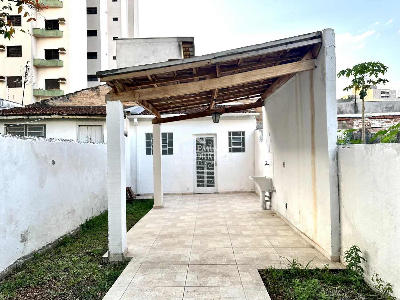Ponto comercial no Centro de Taubaté/SP