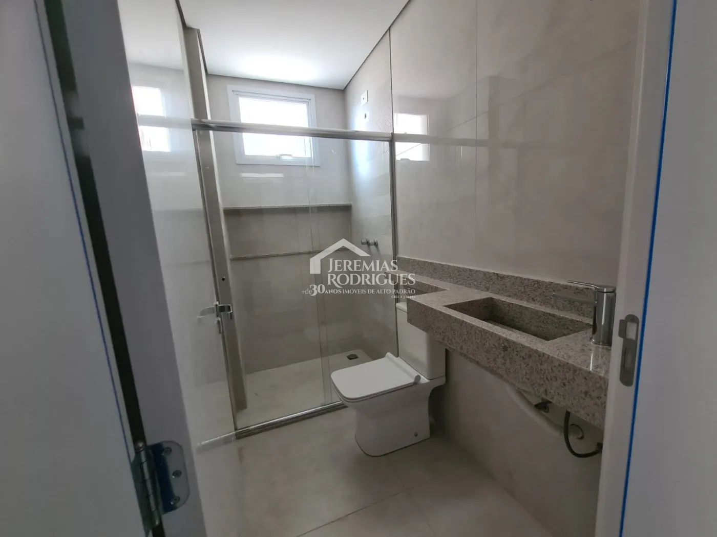 Apartamento com 3 suítes, 130 m² - Edifício Jardins Residence - Taubaté/SP.